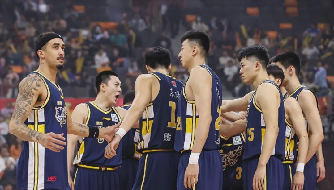 pp电子-广东最让人失望的球员！曾是CBA最顶级射手，如今越打越差