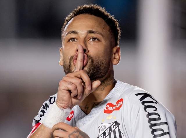 pp电子-34岁内马尔神助攻：1脚挑传穿透9人！遭对手砍伐 引爆冲突